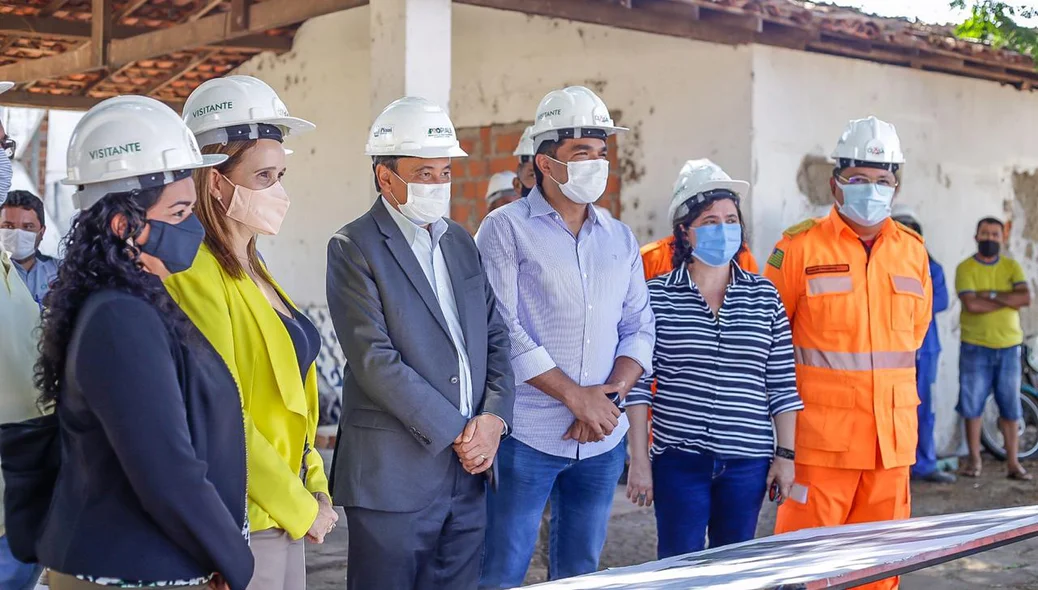 Presentes em reunião na Ceasa