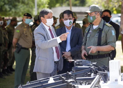 Governador Wellington Dias conversa com coronel Lindomar Castilho