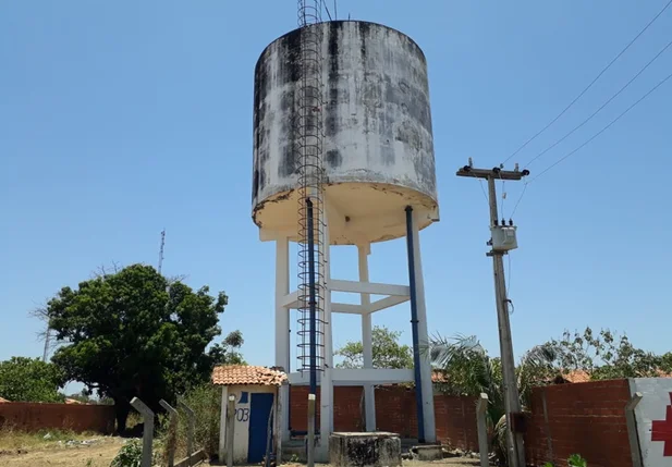 Caixa D Água em Água Branca