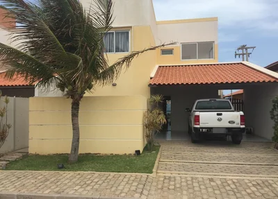 Casa no condomínio Atlantic Village