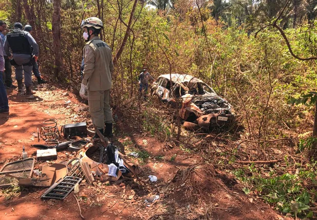 Sargento da PM morre após viatura capotar na BR 226 em Timon
