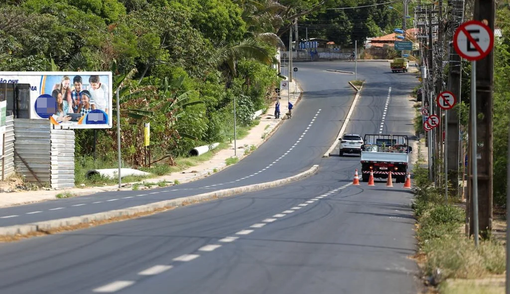 Implantação da sinalização na Avenida dos Expedicionários