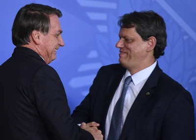Bolsonaro e Tarcísio Gomes de Freitas