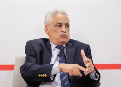 Robert Rios 