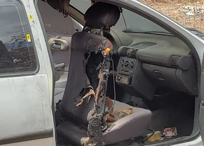 Criminosos tentaram atear fogo no veículo