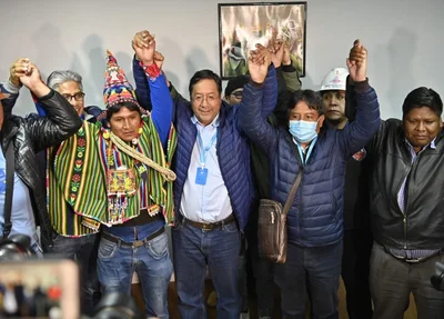 Luís Alberto Arce Catacora é eleito presidente da Bolívia