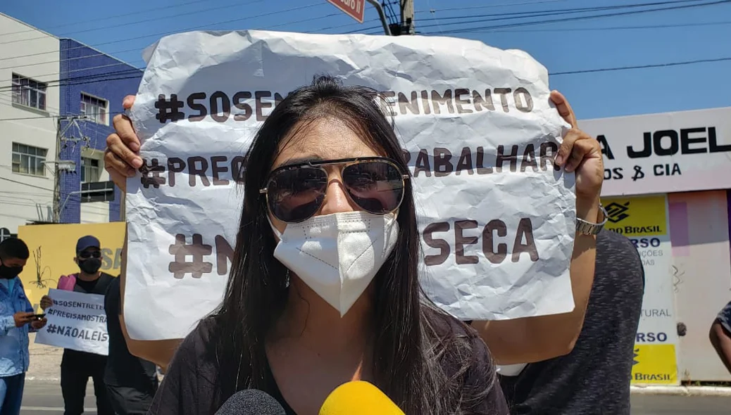 Japa cantora esteve presente na manifestação