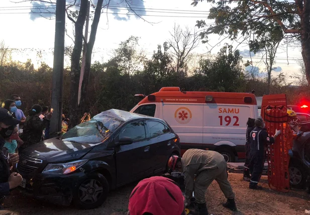 Grave acidente deixa três feridos em Teresina