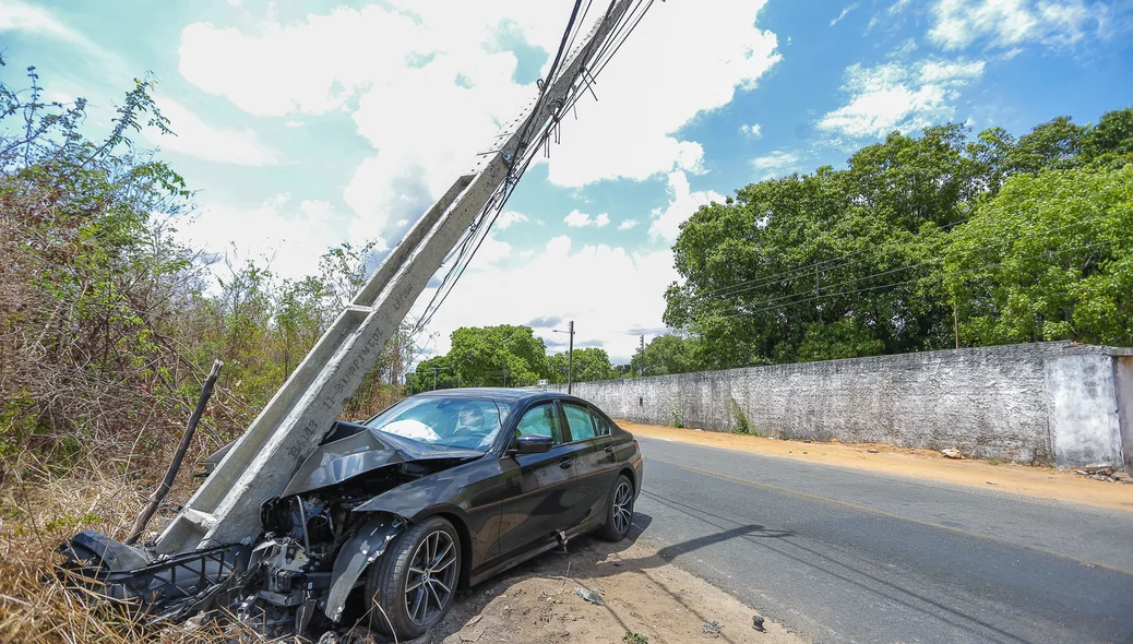 O motorista do veículo não ficou ferido