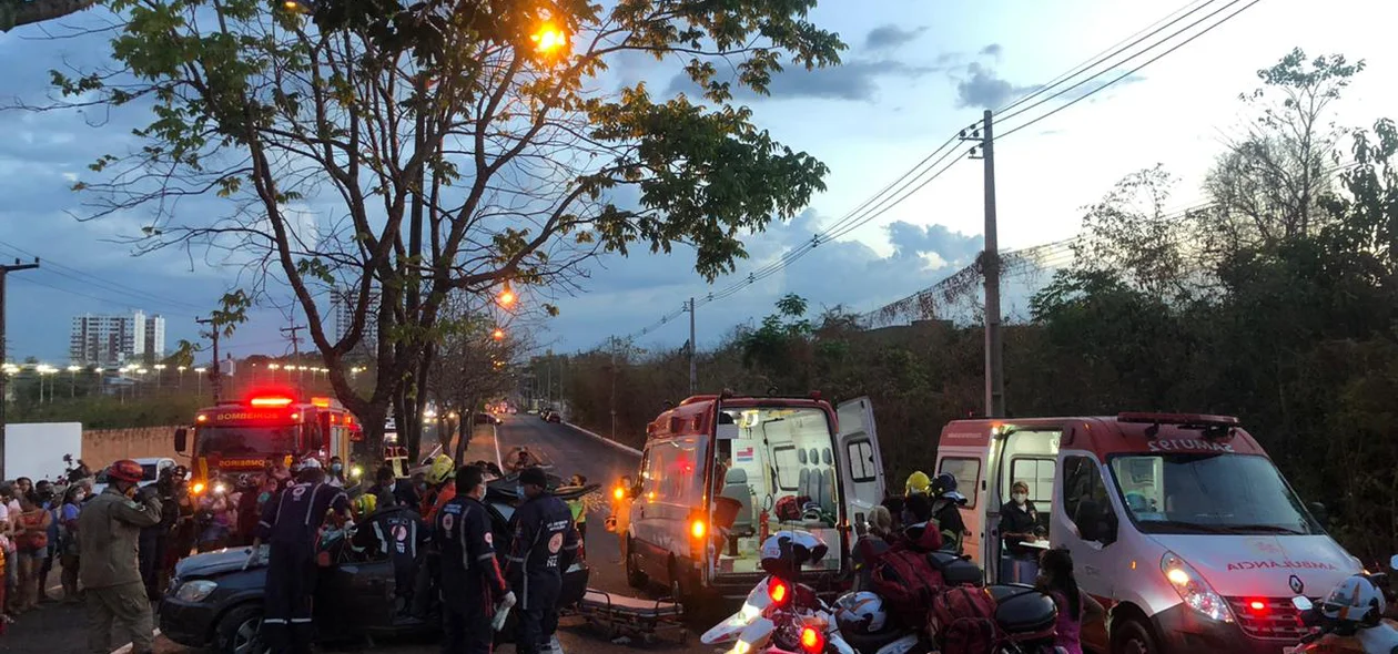 Samu e Corpo de Bombeiros estiveram no local