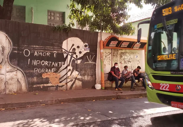 Frota de ônibus é reduzida por conta da greve em Teresina