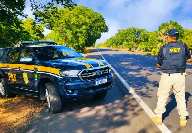 PRF atuando nas rodovias piauienses