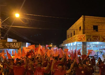 José Cavalcante Neto realiza caminhada em Bertolínia