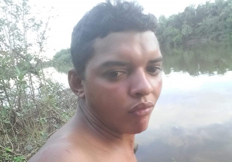 Romário foi morto a golpes de faca durante briga em Esperantina