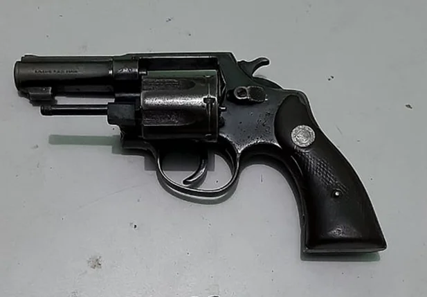 Arma de fogo apreendida pela Polícia Militar