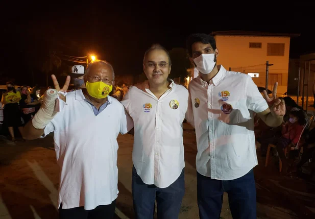 Dr. Pessoa ao lado de Firmino Paulo e Roncalli Filho