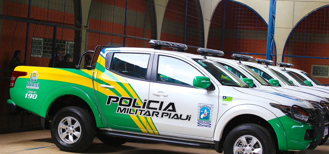 Viaturas da polícia militar 