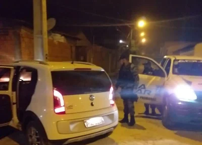 Carro recuperado pela Força Tática 