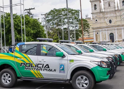 Viaturas da Polícia Militar