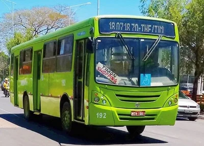 Ônibus da empresa Dois Irmãos