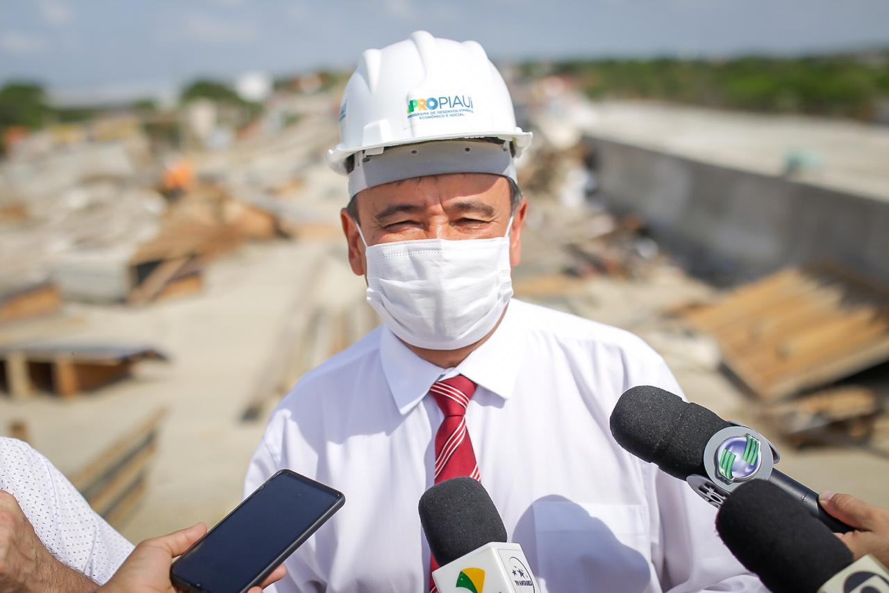 Wellington Dias recebeu a imprensa nas obras de duplicação da BR 316