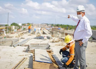 Wellington Dias visita obras de duplicação da BR 316