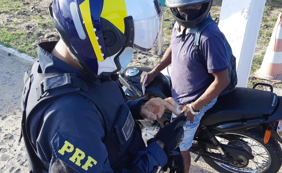 Ao todo, seis pessoas foram presas durante a operação