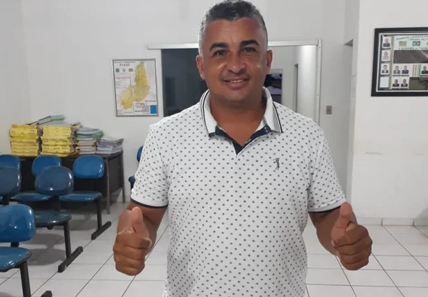 Arnon Santana