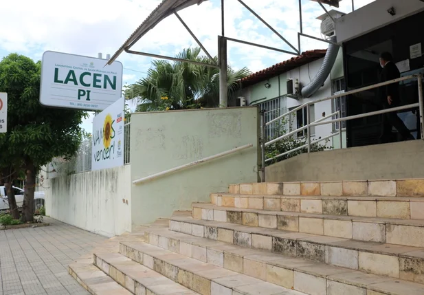 Laboratório Central de Saúde Pública do Piauí (Lacen)