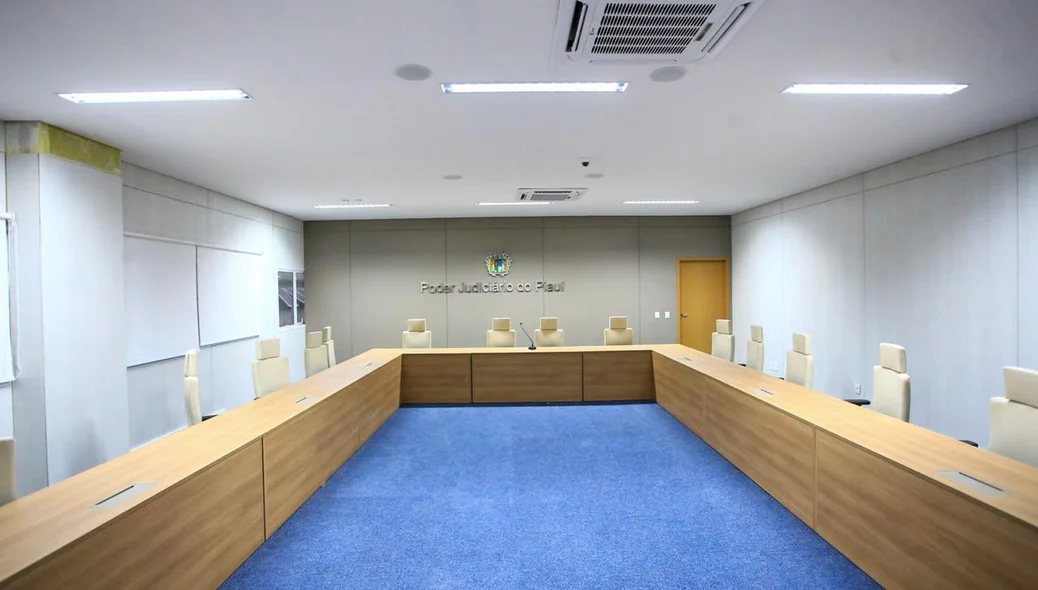 Sala da nova sede do Tribunal de Justiça do Piauí