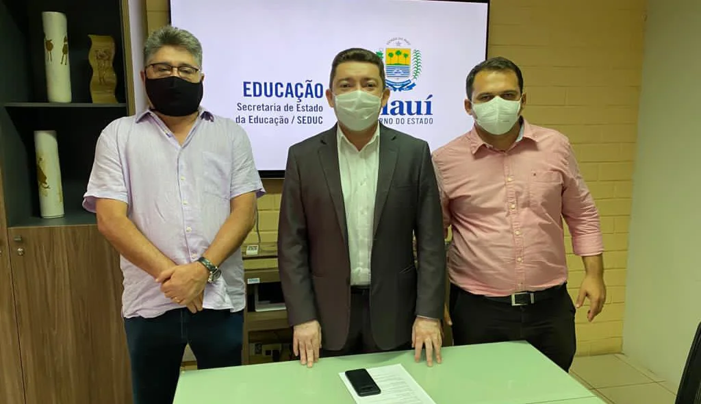 João Madison e prefeitos participam de audiência com Ellen Gera