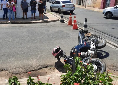 Acidente ocorreu no cruzamento entre as ruas Quintino Bocaiuva e Areolino de Abreu