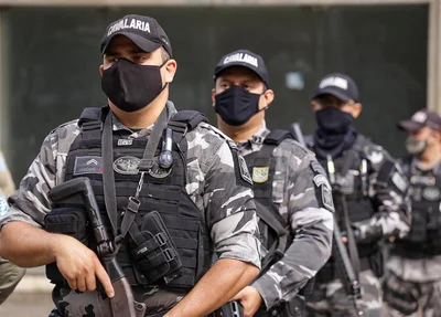 Policiais da Cavalaria 