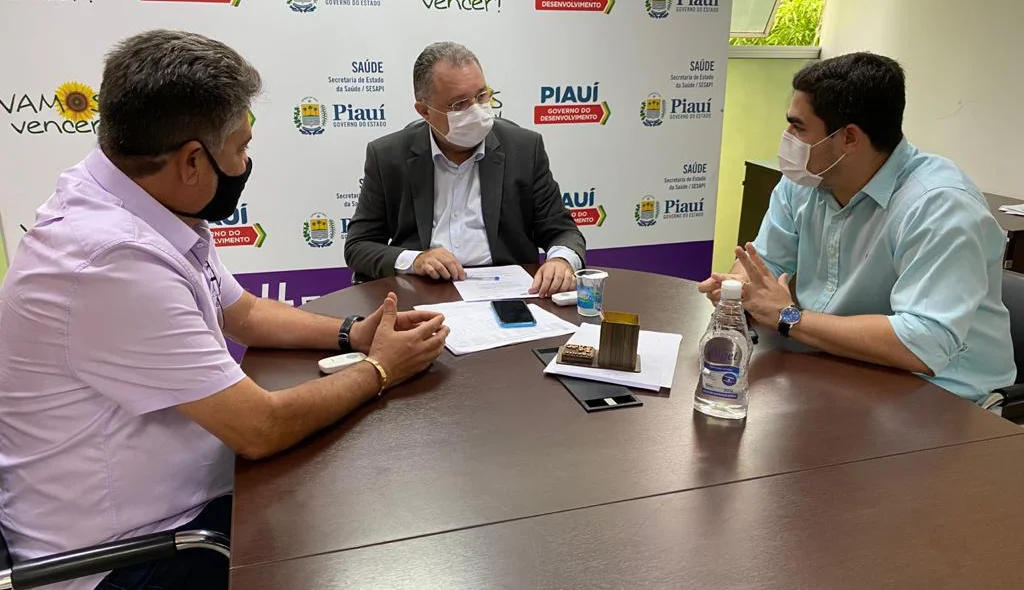 Deputado João Mádison em audiência com Florentino Neto