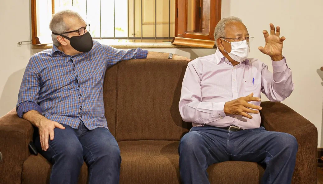 João Vicente Claudino e Dr. Pessoa participam de reunião