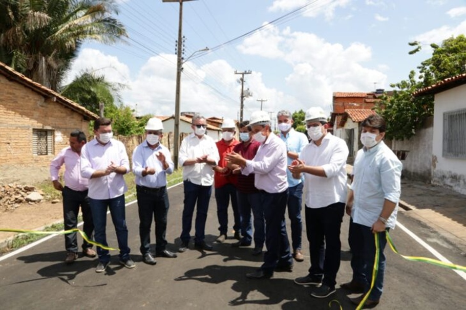 Wellington Dias inaugura obras em Campo Maior