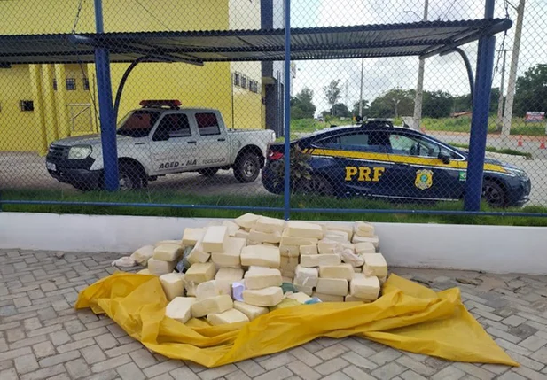 PRF apreende 350kg de queijo transportados indevidamente em Santa Inês