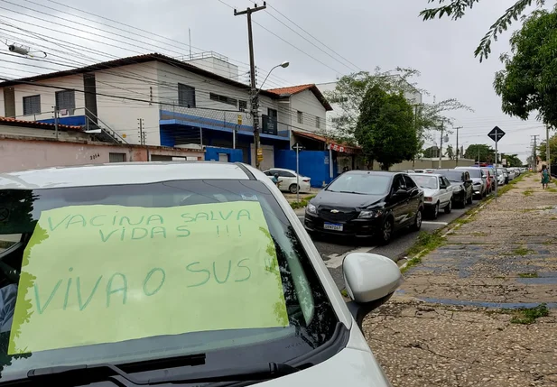 Começa vacinação de idosos de 81 a 84 anos em Teresina