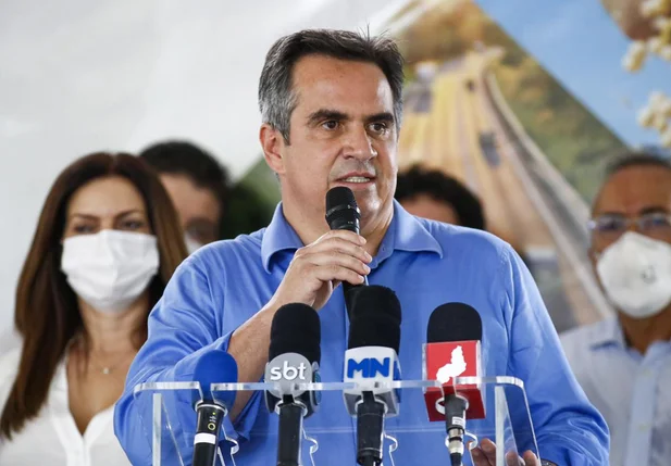 Coletiva de imprensa com o senador Ciro Nogueira