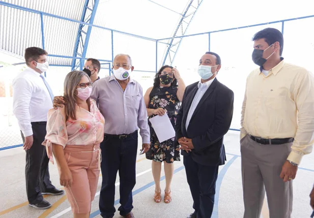 Prefeito Dr. Pessoa e Nouga Cardoso inauguram escola em Teresina