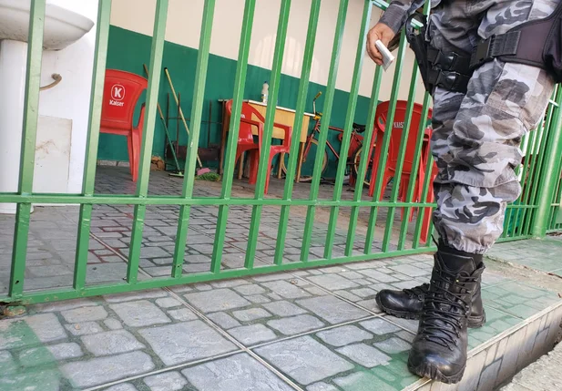 Mulher é assassina a tiros em bar no bairro São Joaquim