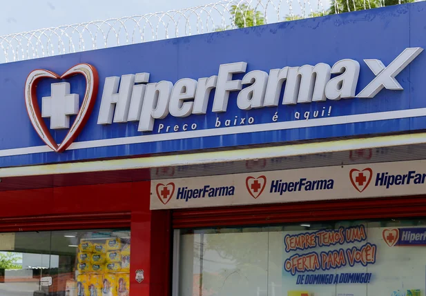Hiperfarmax se destaca no atendimento online e entrega em Teresina