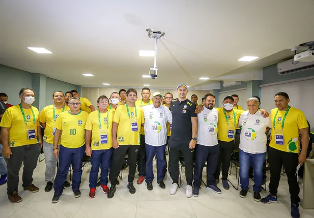 Dr. Pessoa visita projeto “Gol do Brasil”