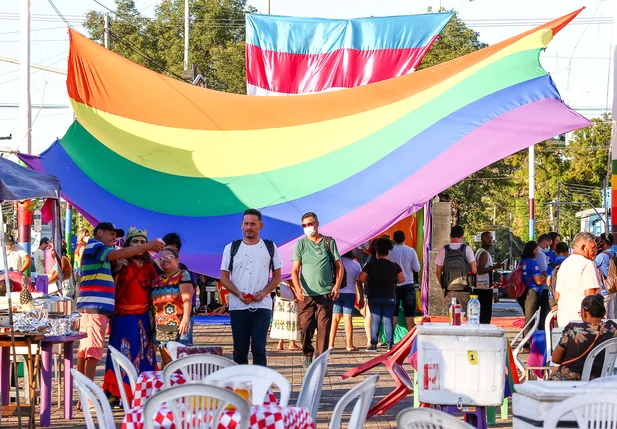 Arrasta-pé do Orgulho LGBTQIA+