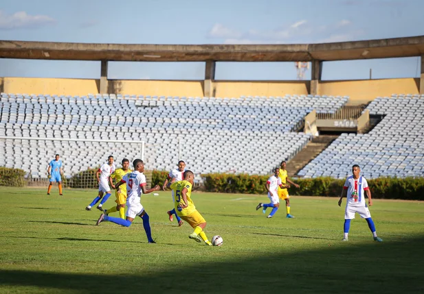 Tiradentes vence o Piauí com gol de Matheus Lima