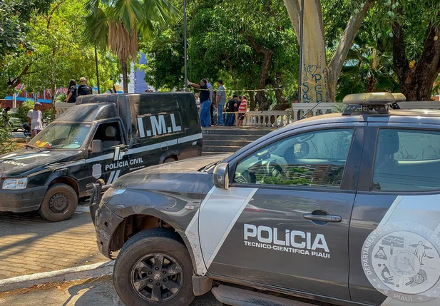 Morador de rua é morto em praça na zona leste de Teresina