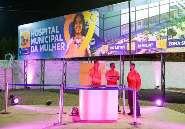 Assinatura da ordem de serviço para construção do Hospital da Mulher