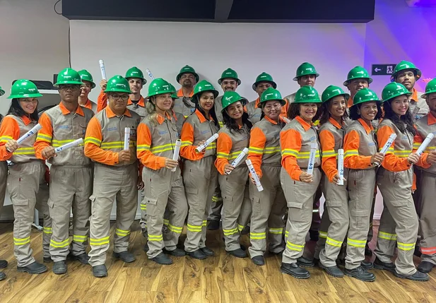 Equatorial Piauí forma 4ª turma da Escola de Eletricistas 2023