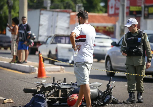Acidente com vítima fatal na Avenida Nicanor Barreto em 31/01/2024
