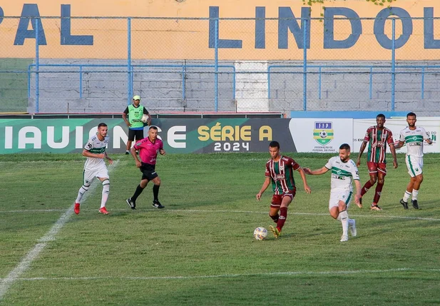 Altos derrota Fluminense-PI e assume liderança do Piauiense